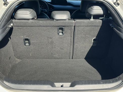 Used 2024 MAZDA MAZDA3 s image 21