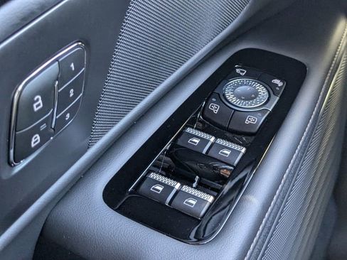 New 2025 Lincoln Nautilus Premier w/ Jet Appearance Package image 22