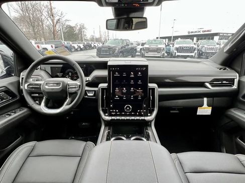 New 2026 GMC Yukon Elevation image 30