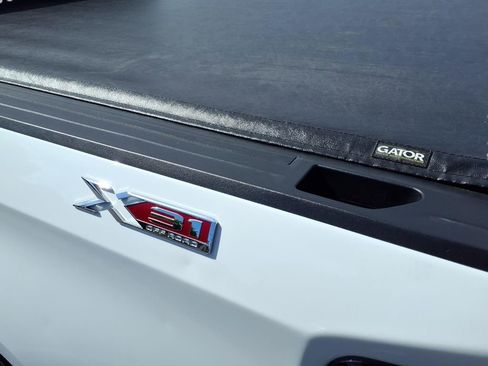 Used 2022 GMC Sierra 1500 Elevation w/ Elevation Premium Package AWD/4WD image 26