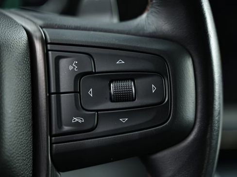 Used 2023 GMC Sierra 1500 AT4X image 33