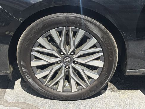 Used 2025 Nissan Altima 2.5 SV image 31