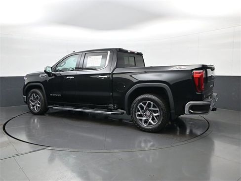 Certified 2022 GMC Sierra 1500 SLT w/ SLT Premium Plus Package image 7