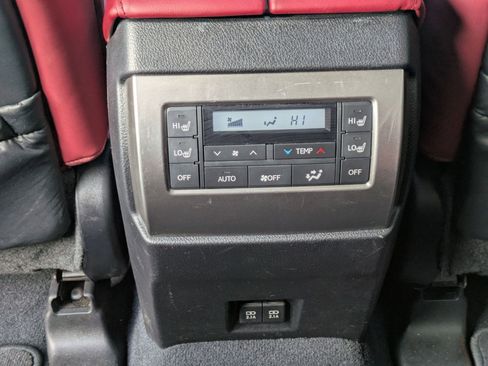 Used 2023 Lexus GX 460 Premium image 24