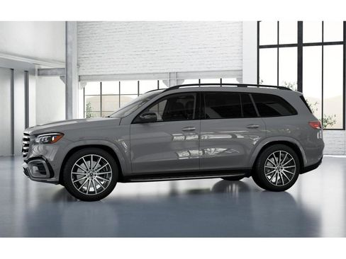 New 2026 Mercedes-Benz GLS 580 4MATIC image 36