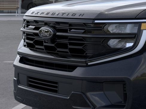 New 2026 Ford Expedition Platinum AWD/4WD image 17