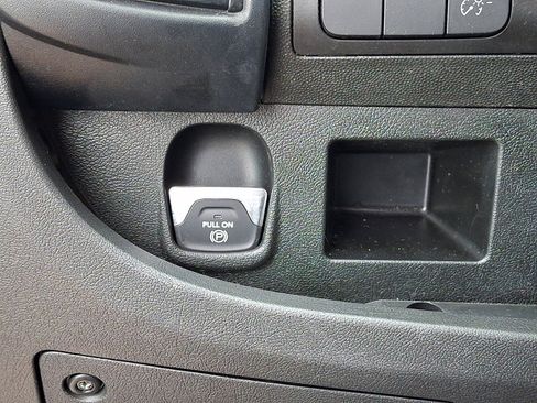 Used 2023 RAM ProMaster 2500 FWD image 25