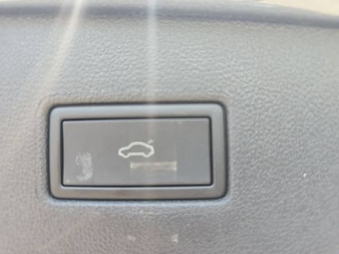 Certified 2024 Volkswagen Tiguan Wolfsburg Edition w/ Panoramic Sunroof Package FWD image 34