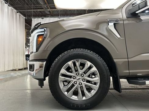 Used 2025 Ford F150 Lariat w/ Equipment Group 501A Mid AWD/4WD image 21