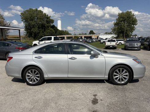 Used 2007 Lexus ES 350 w/ Ultra Luxury Pkg FWD image 2