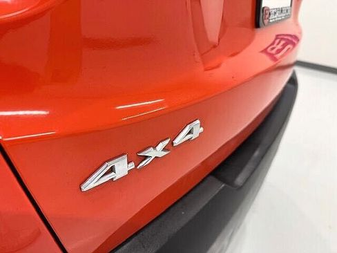 Used 2017 Jeep Renegade Latitude image 9