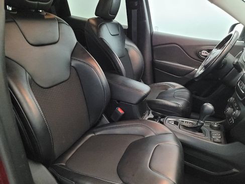 Used 2021 Jeep Cherokee Latitude Plus image 21