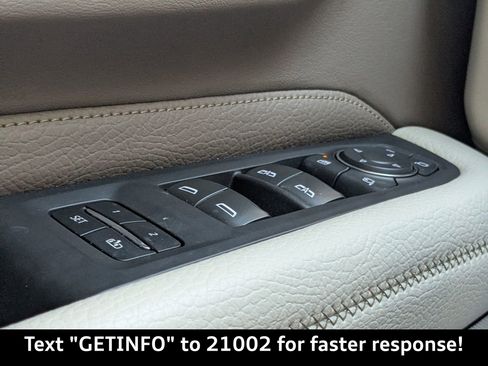 Used 2021 GMC Yukon Denali image 28