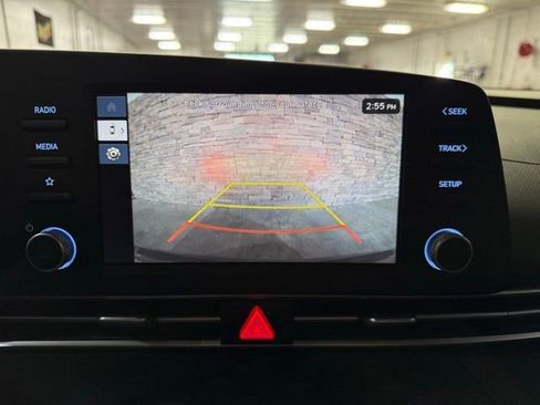 New 2025 Hyundai Elantra SE image 34