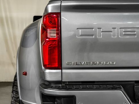 Used 2024 Chevrolet Silverado 3500 LT w/ All Star Edition AWD/4WD image 41