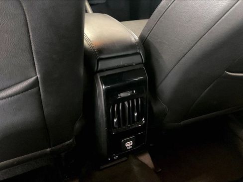 Used 2025 Jeep Compass Limited AWD/4WD image 15