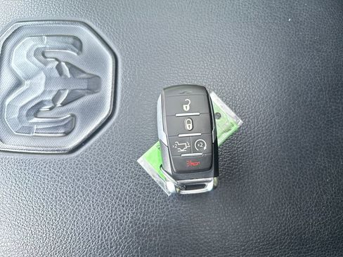Used 2022 RAM 1500 Laramie image 20
