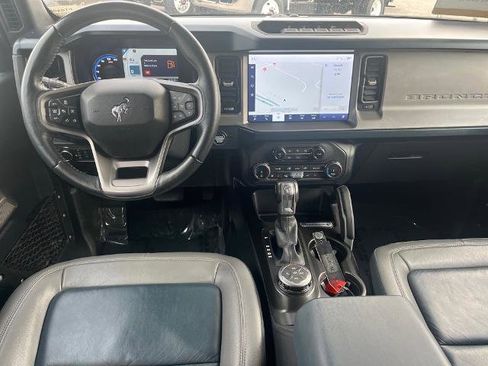 Certified 2022 Ford Bronco Outer Banks w/ Sasquatch Package image 5