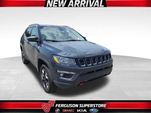 Used 2017 Jeep Compass Trailhawk w/ Leather Interior Group AWD/4WD image 1
