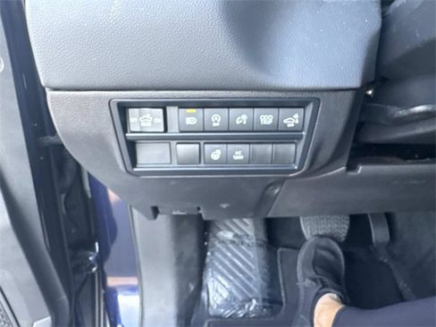 Used 2024 Toyota Tundra Limited image 31