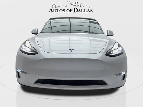 Used 2023 Tesla Model Y Long Range image 4
