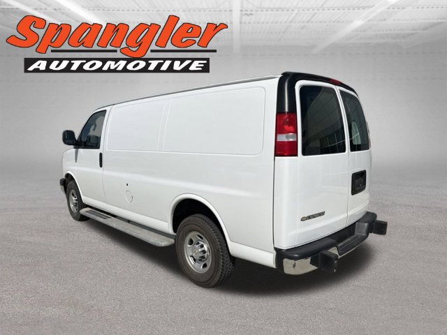 Used 2022 Chevrolet Express 2500 RWD image 3