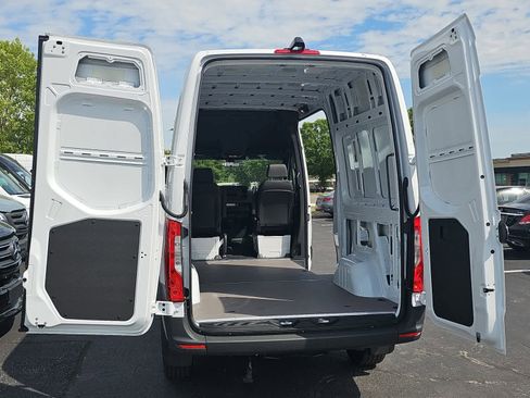 New 2026 Mercedes-Benz Sprinter 2500 image 6