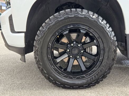Used 2022 Chevrolet Silverado 1500 Custom w/ Rally Edition RWD image 32
