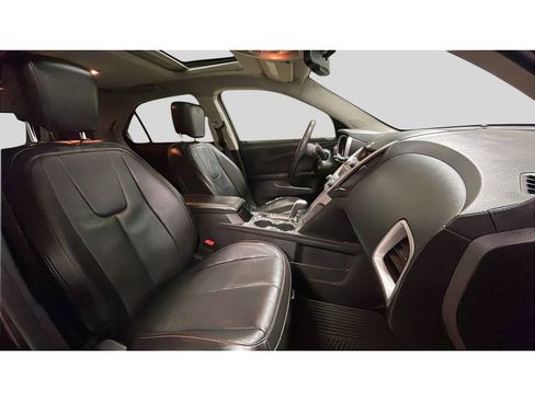 Used 2011 Chevrolet Equinox LTZ image 16