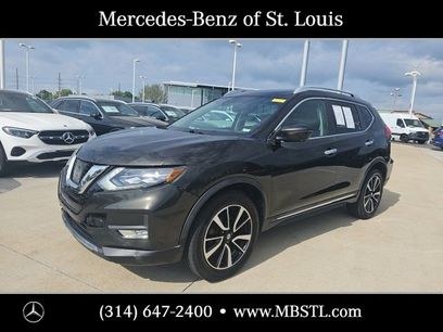 Used 2017 Nissan Rogue SL w/ SL Premium Package