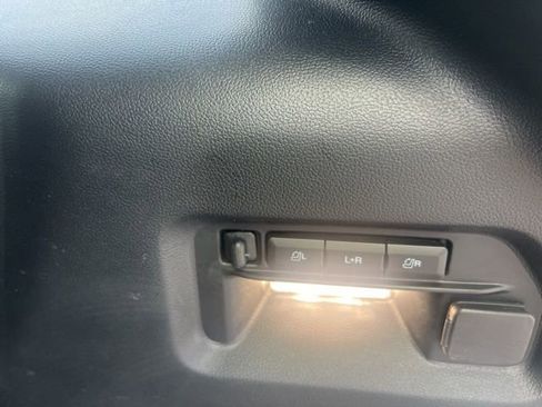Used 2024 Ford Explorer ST w/ Equipment Group 401A AWD/4WD image 16