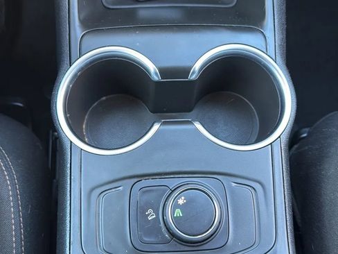 Used 2018 GMC Terrain SLE image 20