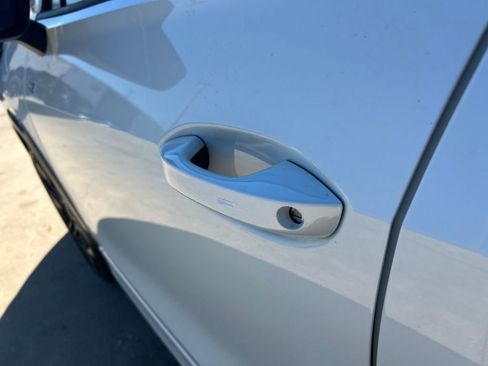 New 2026 Volkswagen Tiguan SE R-Line image 27