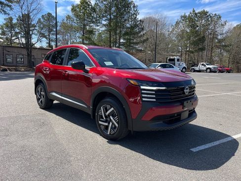 New 2026 Nissan Kicks SV image 4