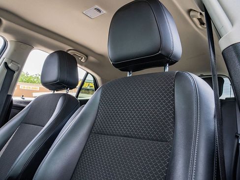 Used 2018 Buick Encore Preferred FWD image 25