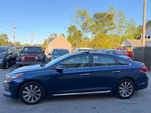 Used 2017 Hyundai Sonata Sport w/ Value Edition Package 02 image 4
