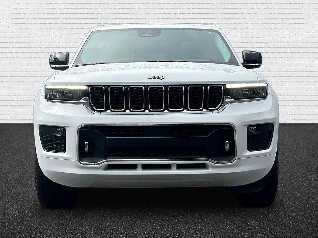 Used 2021 Jeep Grand Cherokee L Overland w/ Trailer Tow Group (B) RWD image 2