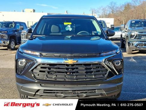 Certified 2025 Chevrolet TrailBlazer LS w/ LS Convenience Package image 3