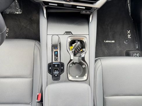 Used 2024 Lexus RX 350 Premium w/ Convenience Package image 21