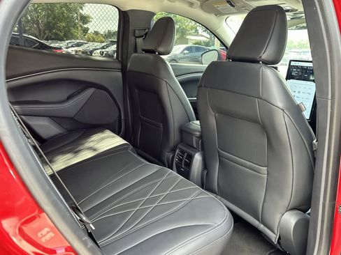 Used 2022 Ford Mustang Mach-E Select image 18