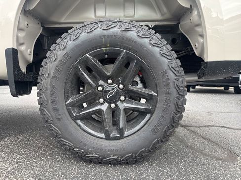 New 2026 Chevrolet Silverado 1500 Custom Trail Boss AWD/4WD image 12