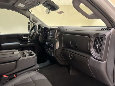 Used 2025 Chevrolet Silverado 2500 Custom w/ Custom Convenience Package AWD/4WD image 24