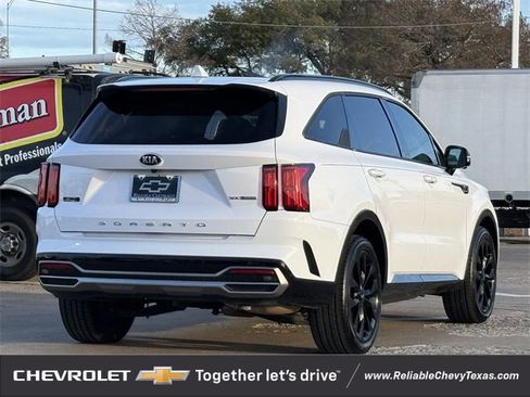 Used 2021 Kia Sorento SX image 6