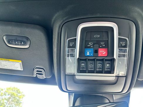 Used 2021 RAM 1500 Limited AWD/4WD image 34
