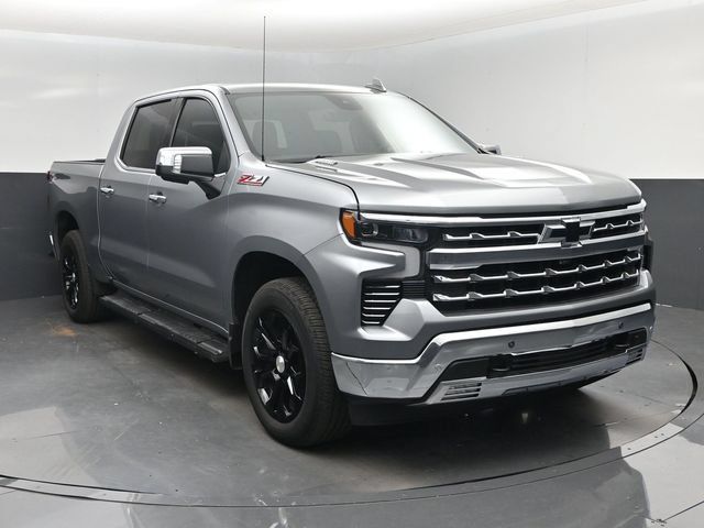 Used 2023 Chevrolet Silverado 1500 LTZ w/ Technology Package AWD/4WD image 8