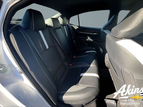 Used 2025 Toyota Camry SE image 20