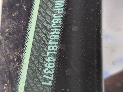 Used 2018 Lincoln MKX Premiere image 16