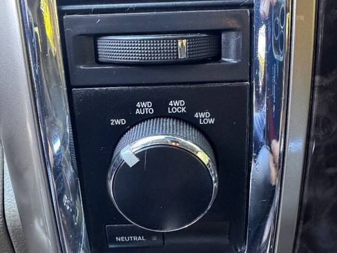 Used 2011 RAM 1500 Laramie Longhorn AWD/4WD image 45