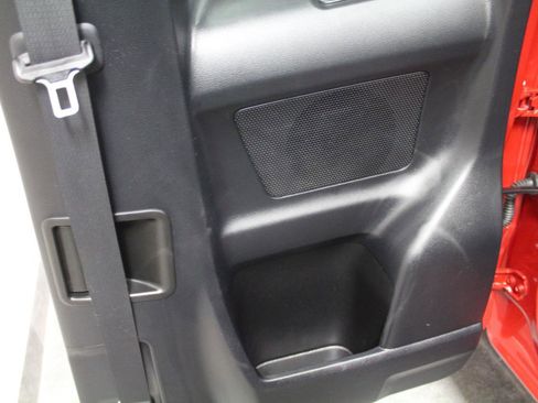 Used 2022 Toyota Tacoma SR w/ SR Convenience Package AWD/4WD image 25