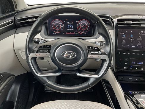 Used 2022 Hyundai Tucson Limited FWD image 16